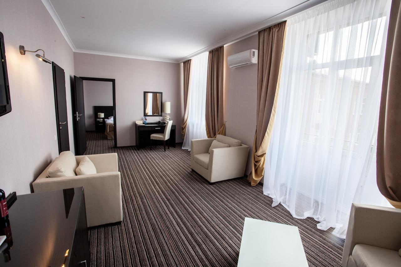 Optima Sumy Hotel Room photo